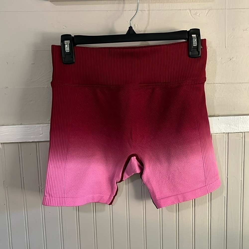 Victoria Secret Pink Workout Seamless Bike‎ Shorts Ombre Pink Medium W/Pocket